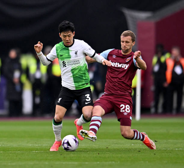 米体：不莱梅想签下姆班古拉，尤文有意多多、克洛斯和威德默.